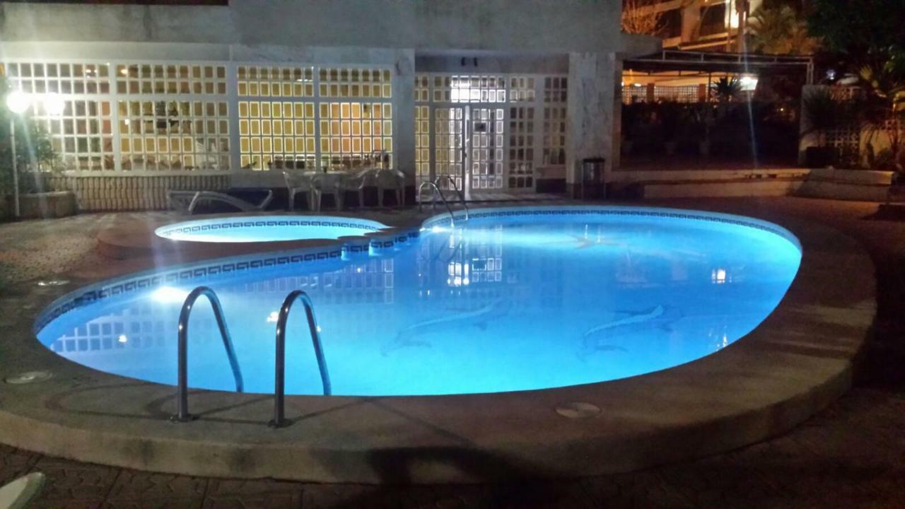 Apartamentos Maria Victoria Benidorm Exterior foto